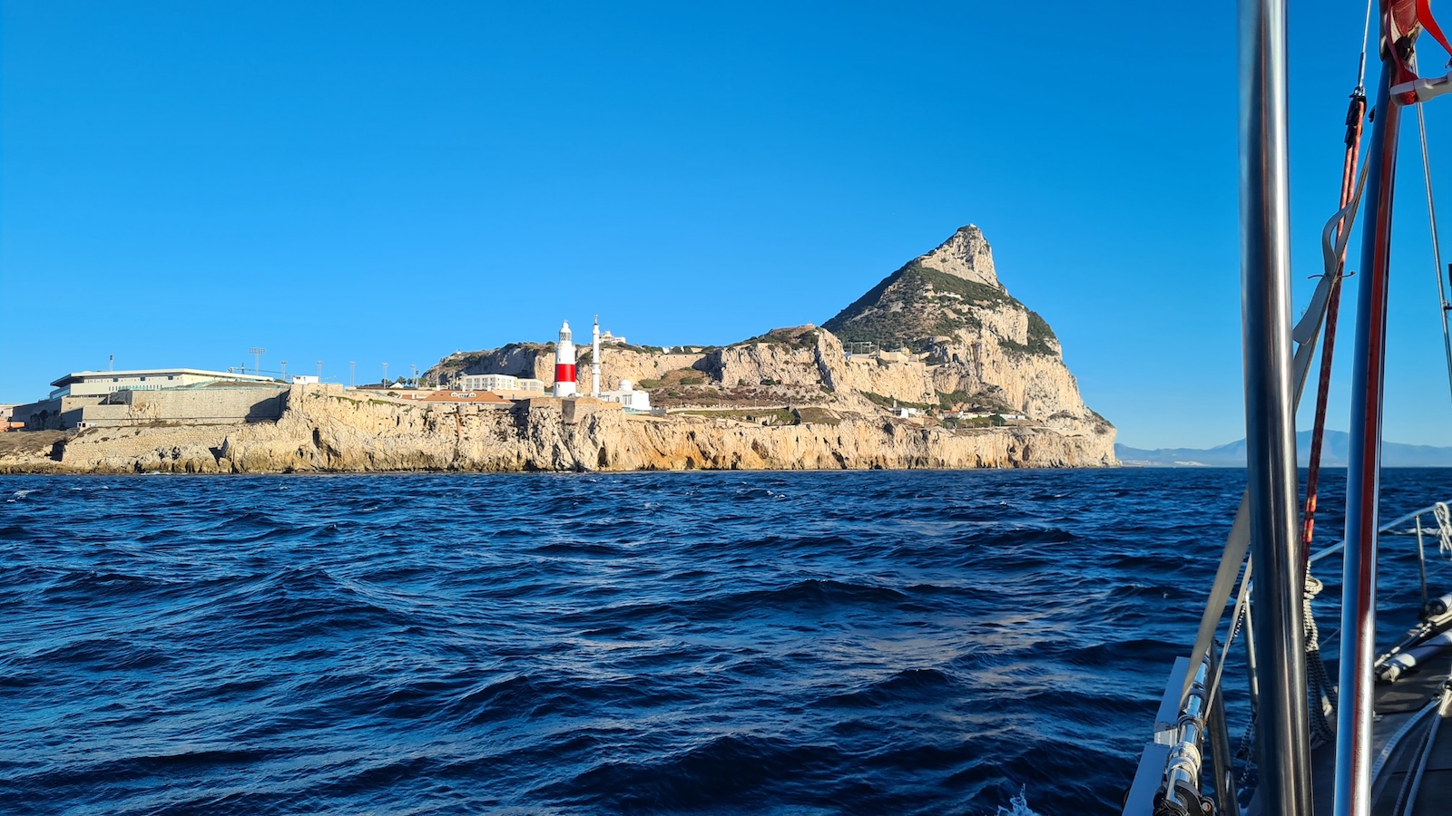 Umrundung bei der Einfahrt ins Mittelmeer